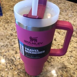 Pink Stanley cup 40 oz with handle!!!! Super cute new color!